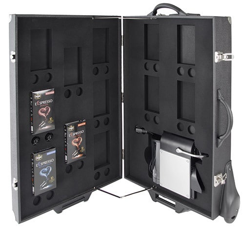 Aménagement en mousse pour valise de présentation